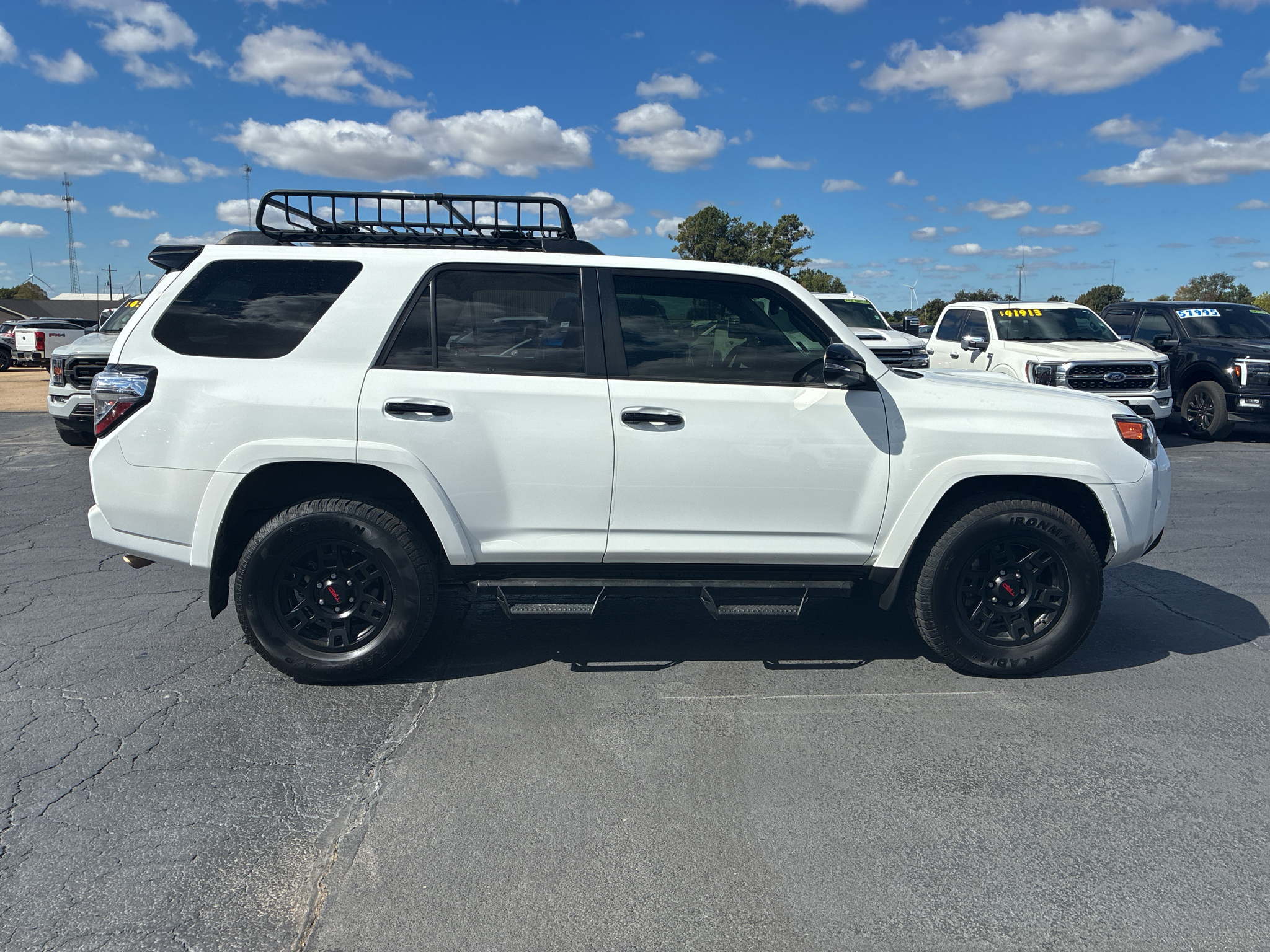2021 Toyota 4Runner Venture photo 4