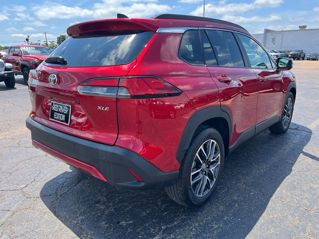 2026 Toyota Corolla Cross XLE photo 5