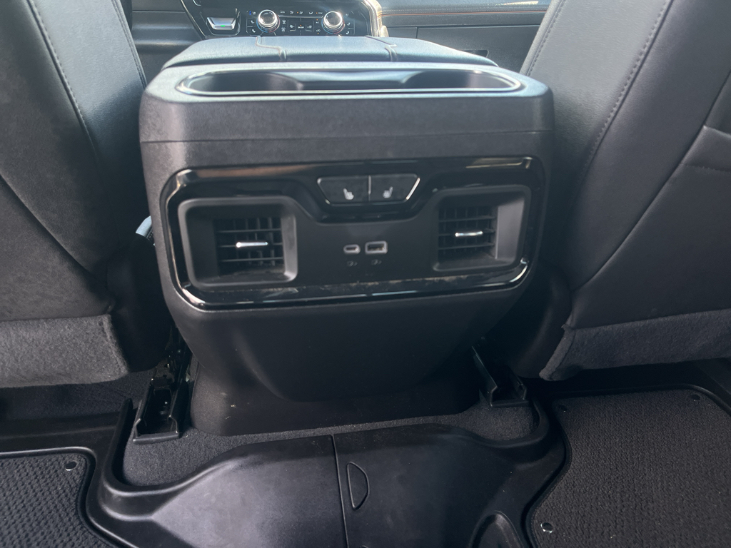 2024 Gmc Sierra representative vehicle photo