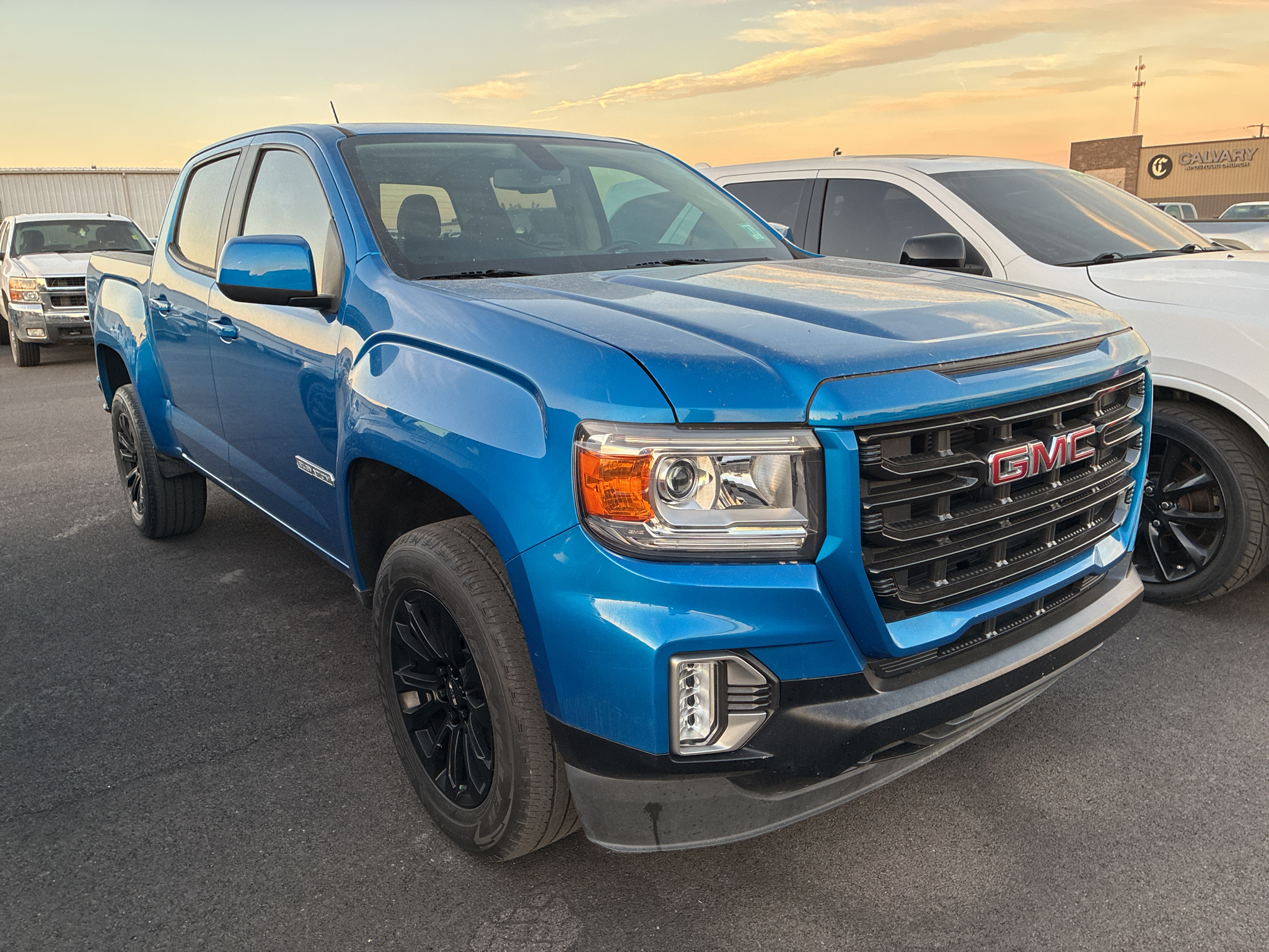 2022 GMC Canyon 2WD Elevation photo 2