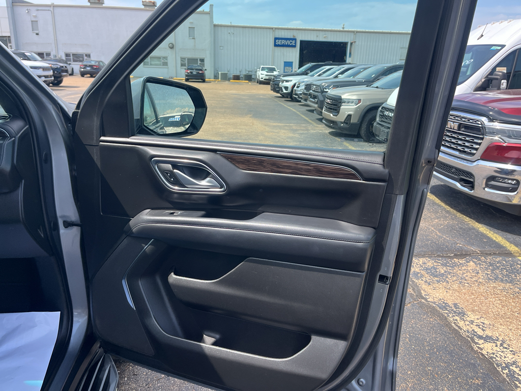 2022 Chevrolet Tahoe representative vehicle photo