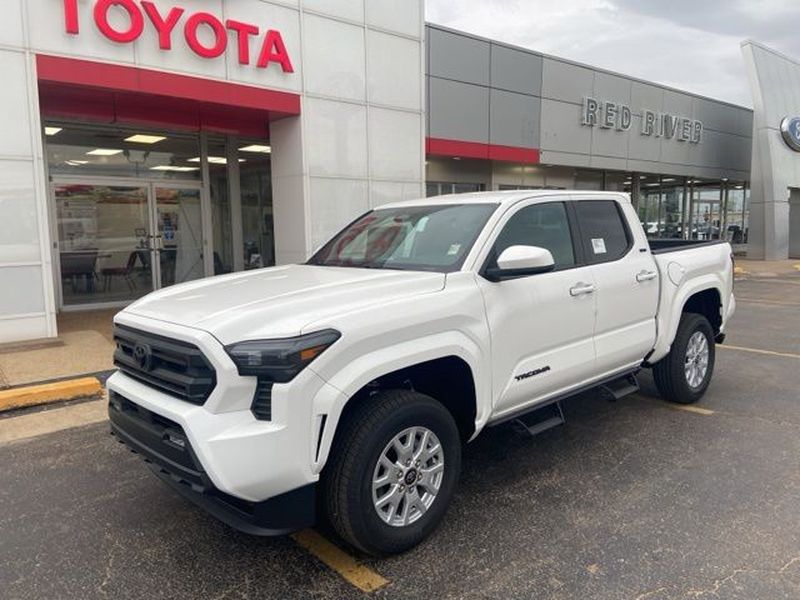 2026 Toyota Tacoma SR5 4x4 Double Cab Long Bed's photo