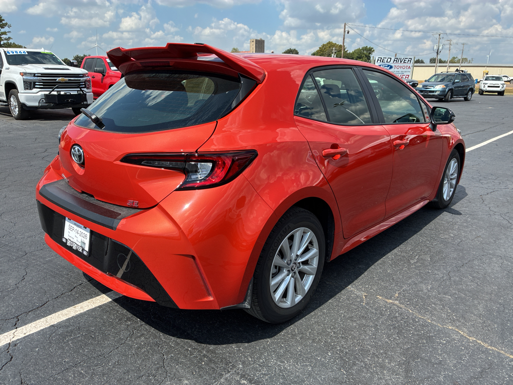 2026 Toyota Corolla Hatchback SE photo 5