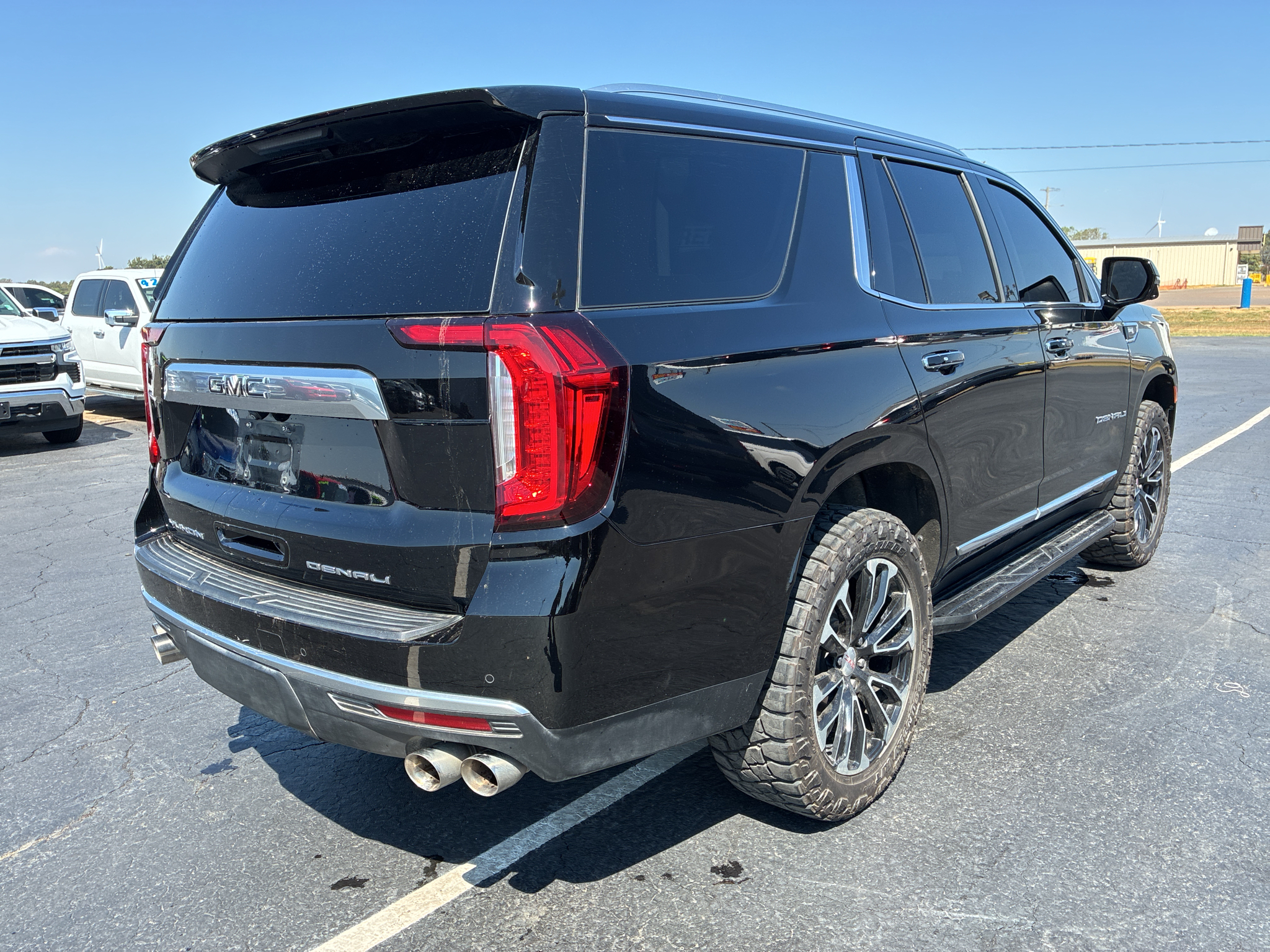 2023 GMC Yukon Denali photo 5