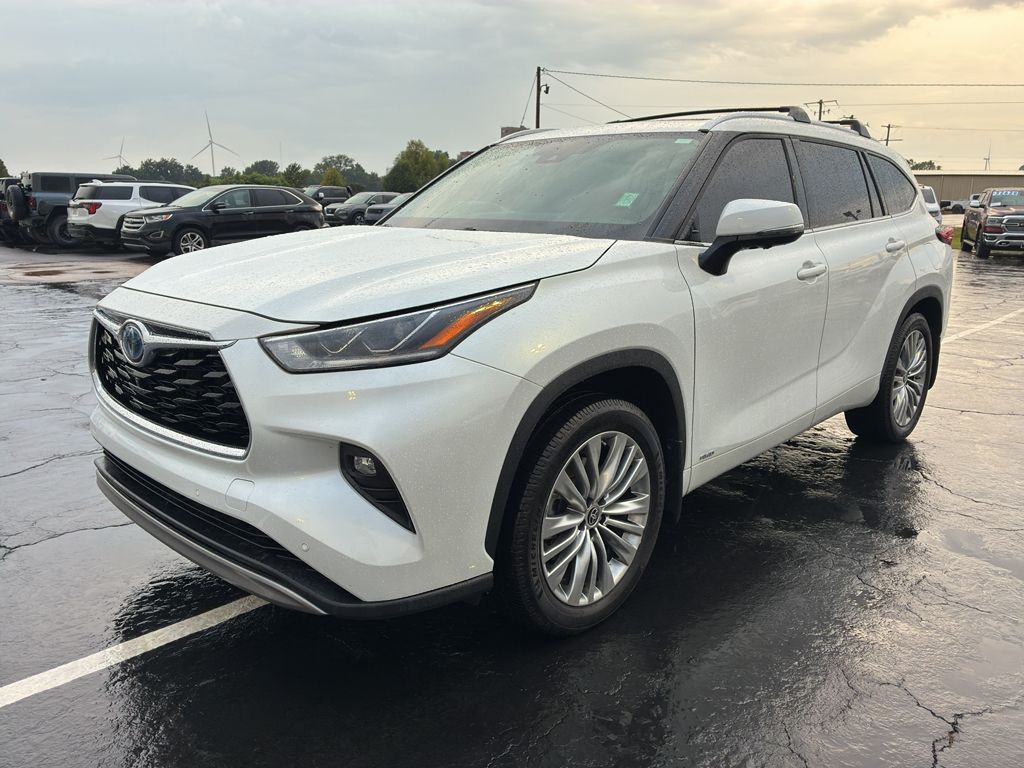 2023 Toyota Highlander Hybrid Hybrid Platinum photo 1