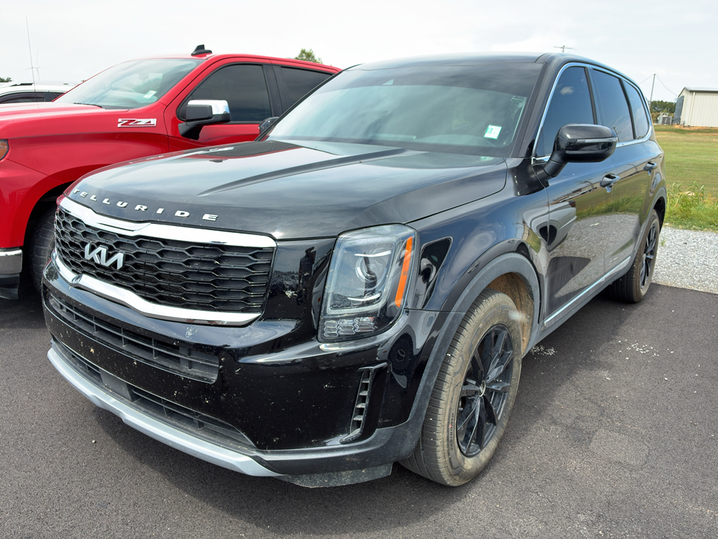 2022 Kia Telluride LX photo 1