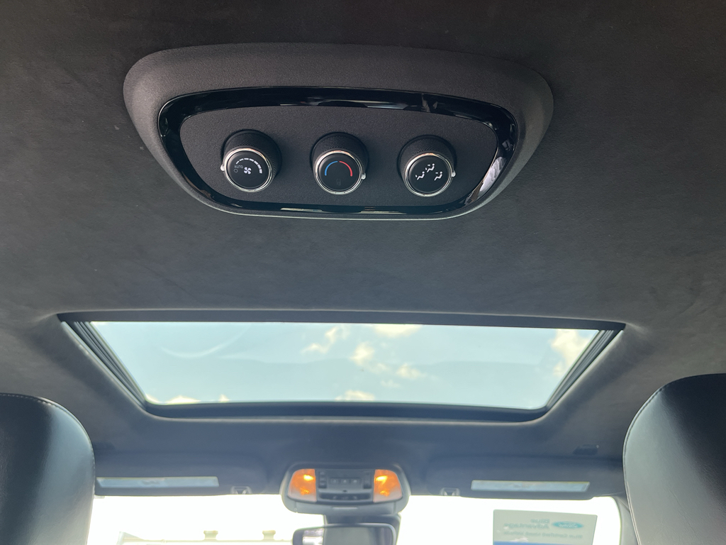 2023 Dodge Durango representative vehicle photo