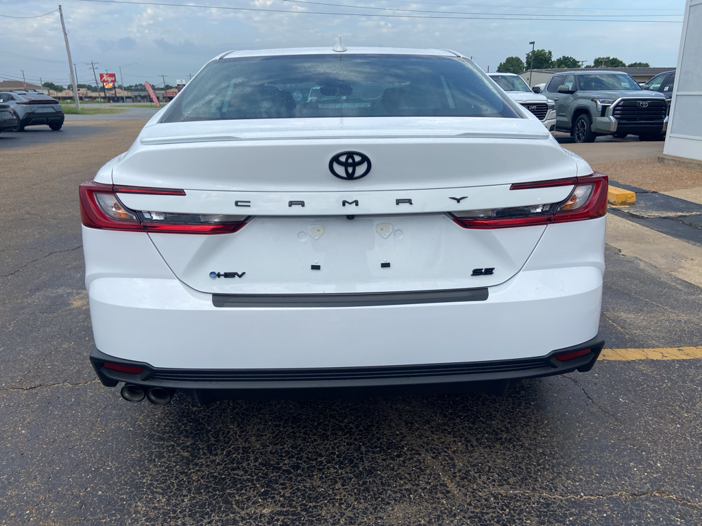 2026 Toyota Camry Hybrid SE photo 4