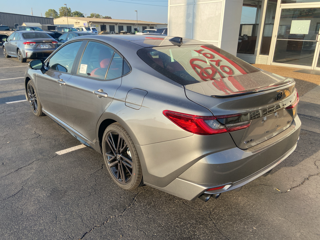 2026 Toyota Camry Hybrid XSE photo 3