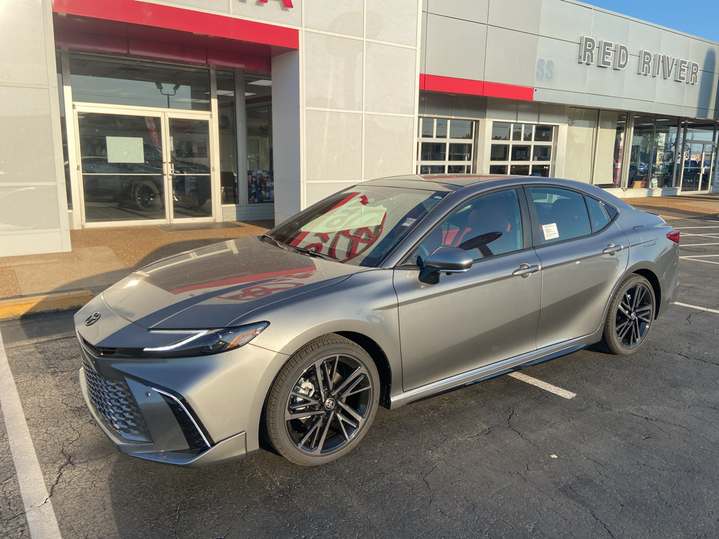 2026 Toyota Camry Hybrid XSE photo 1