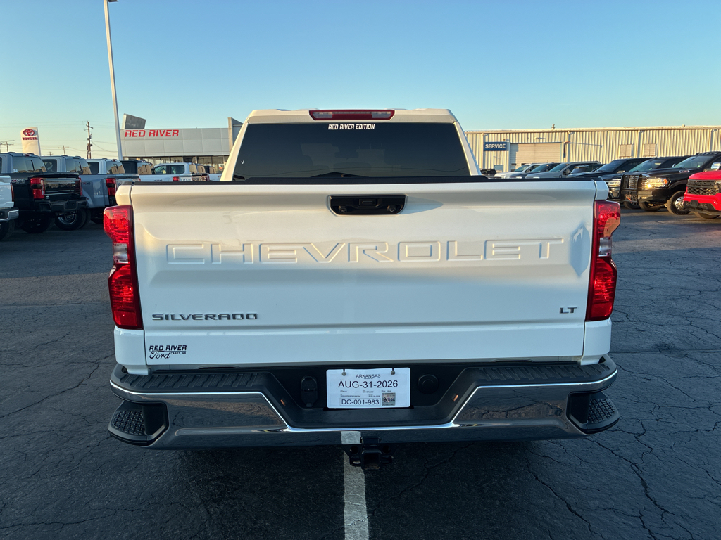 2025 Chevrolet Silverado LT photo 6