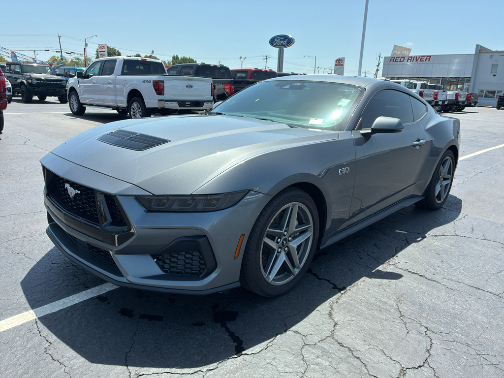 2026 Ford Mustang GT Premium photo 1