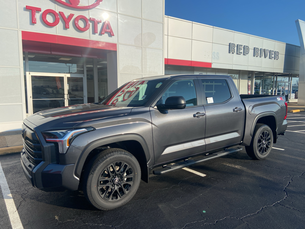2026 Toyota Tundra SR5 photo 1
