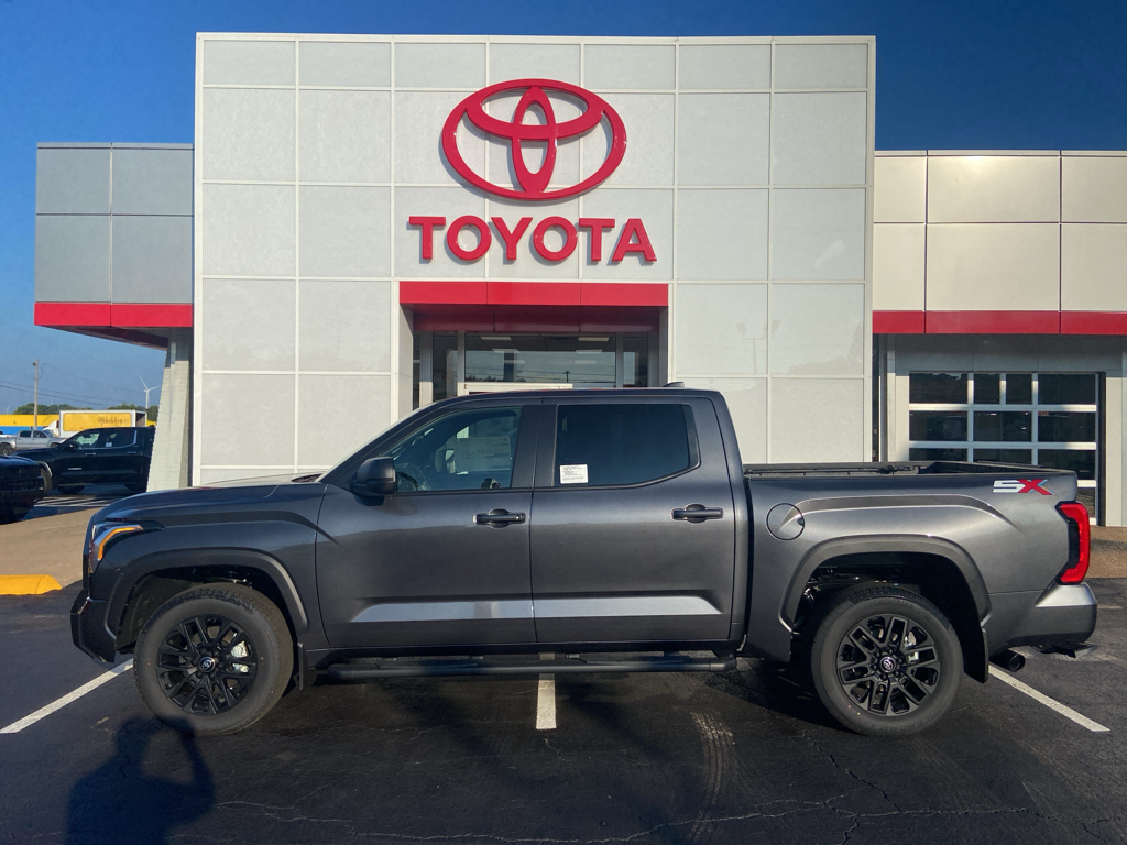 2026 Toyota Tundra SR5 photo 2