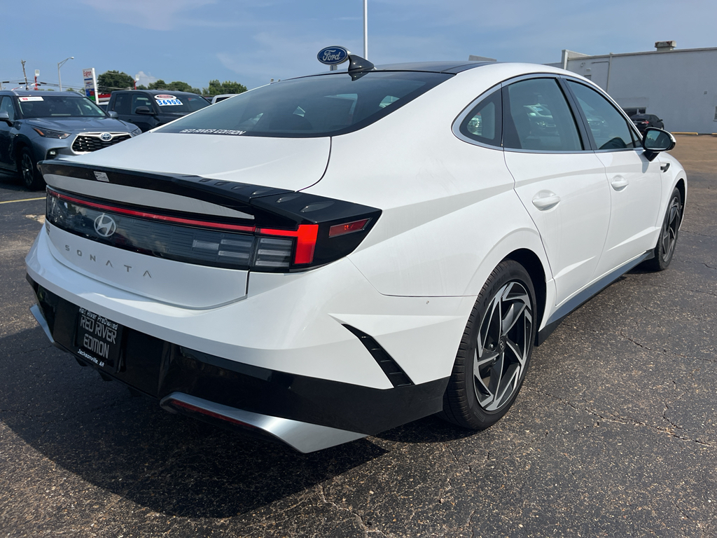 2025 Hyundai Sonata SEL Convenience photo 5