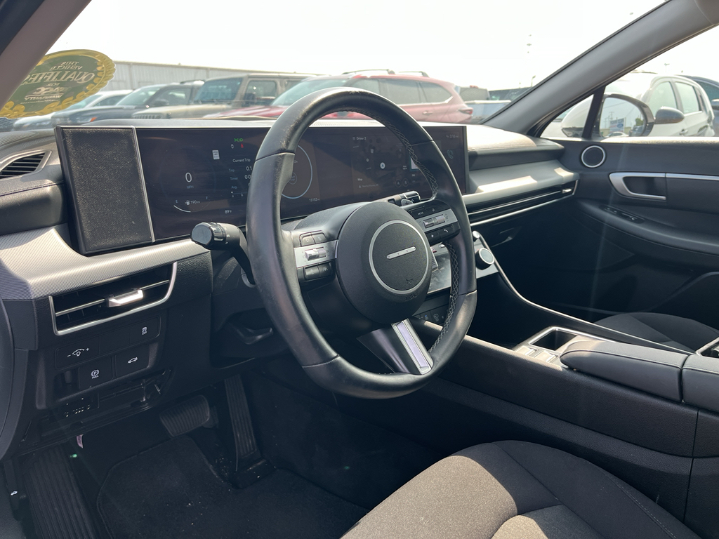 2025 Hyundai Sonata representative vehicle photo