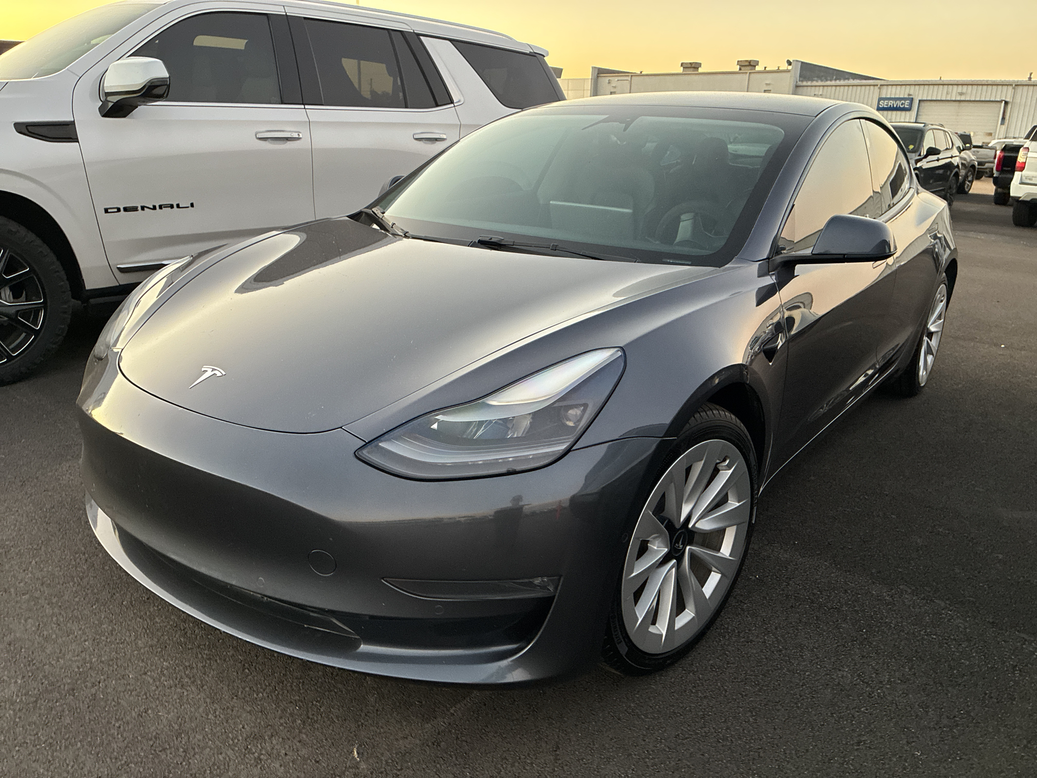 2022 Tesla Model 3 Long Range photo 1
