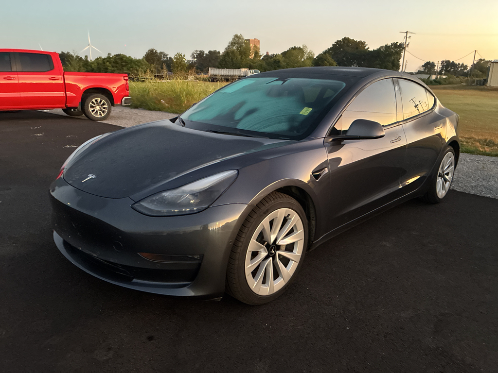2022 Tesla Model 3 Long Range photo 1