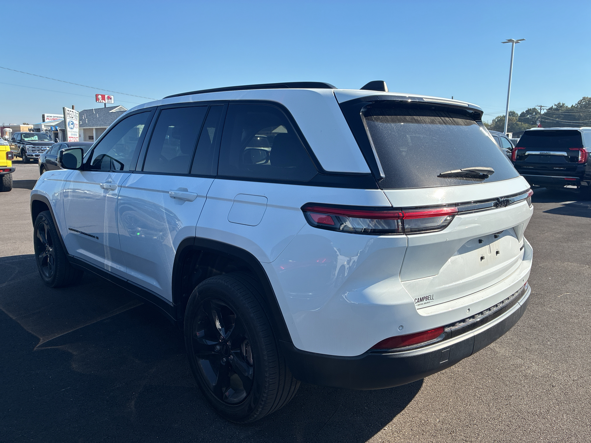 2023 Jeep Grand Cherokee Limited photo 4