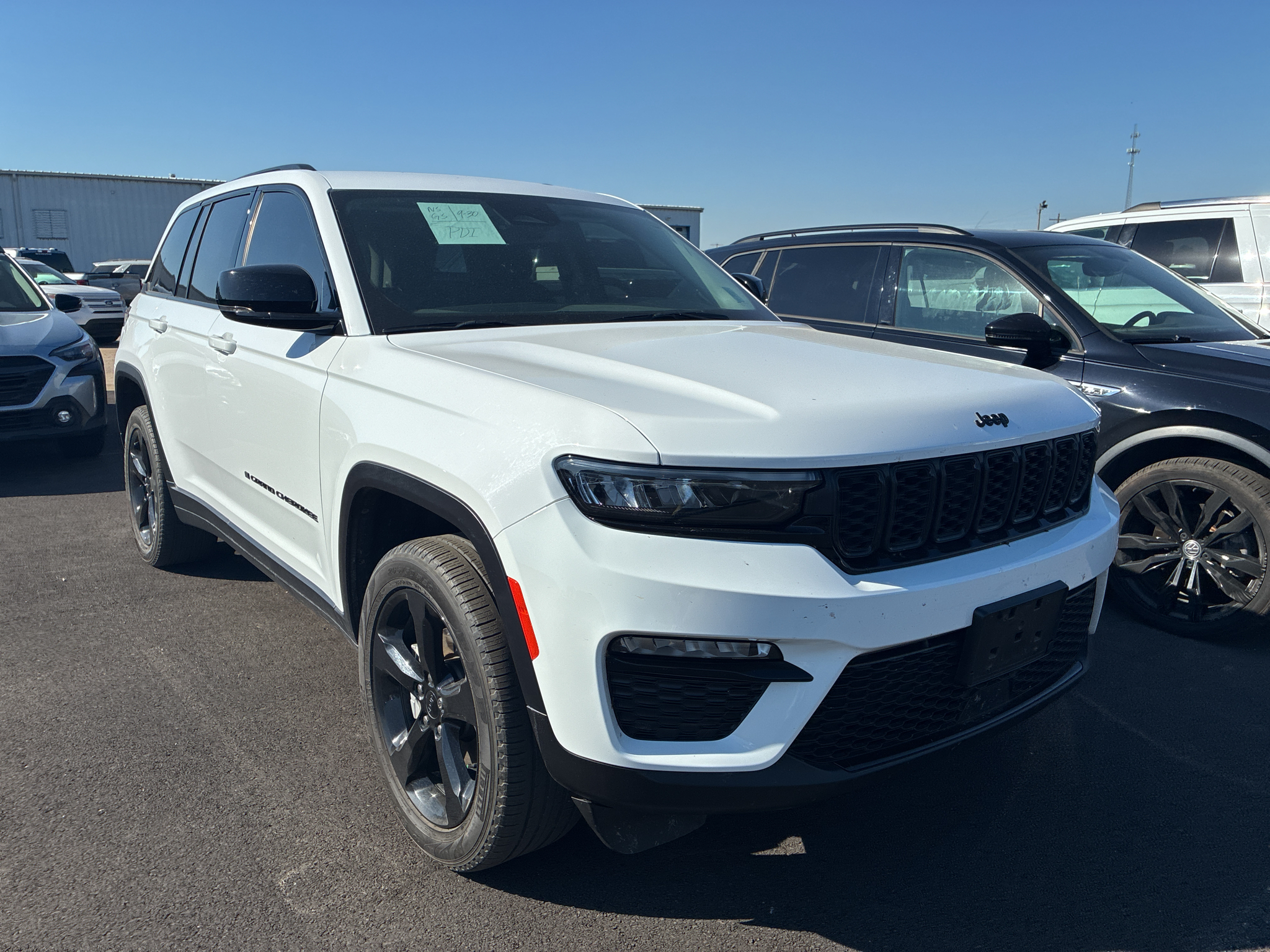 2023 Jeep Grand Cherokee Limited photo 2