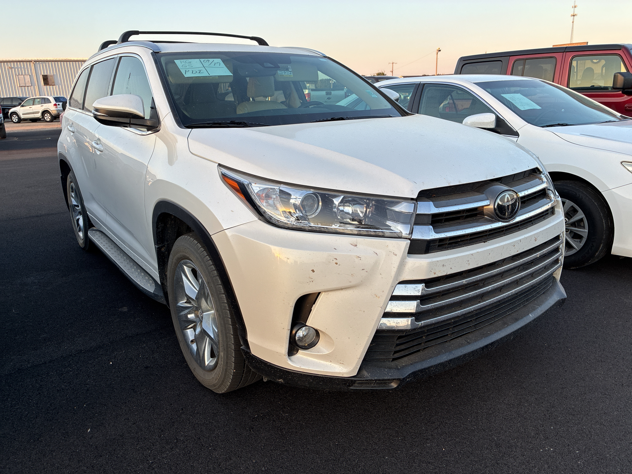 2018 Toyota Highlander Limited photo 2