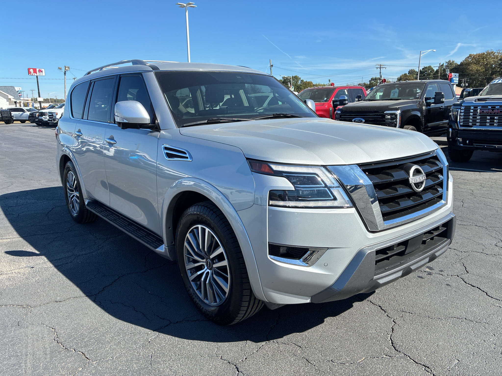 2024 Nissan Armada SL photo 3
