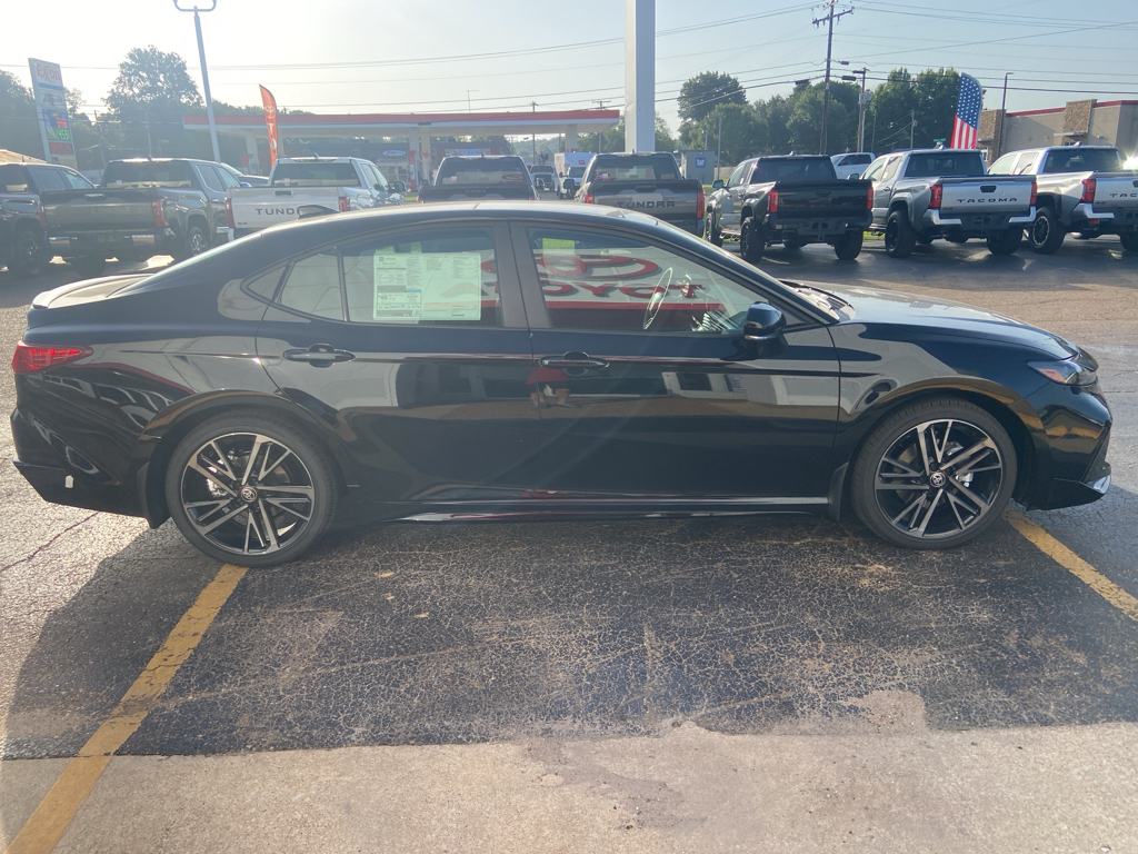 2026 Toyota Camry Hybrid XSE photo 6