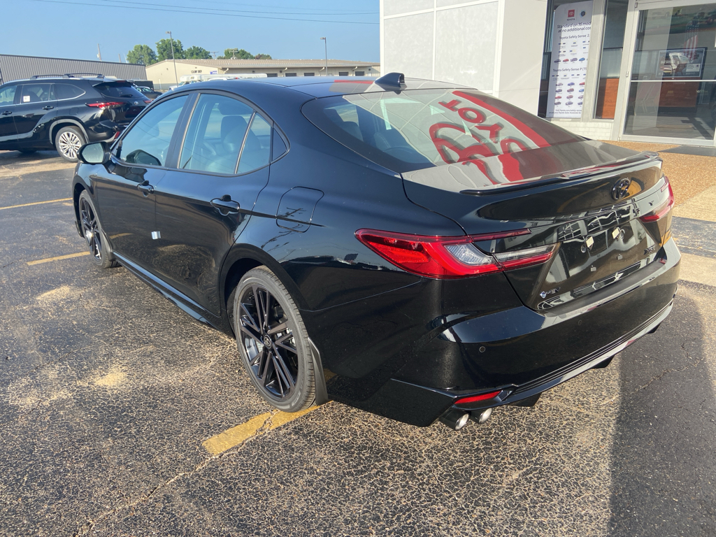 2026 Toyota Camry Hybrid XSE photo 3