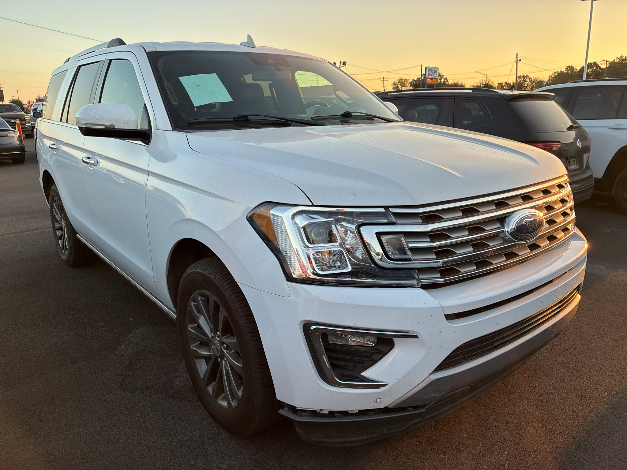 2020 Ford Expedition Limited photo 2