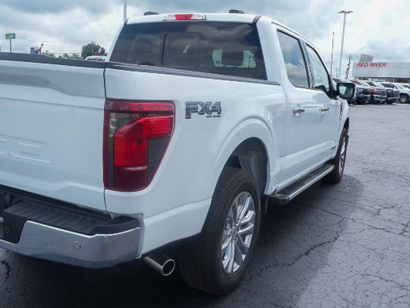 2025 Ford F-150 XLT photo 6