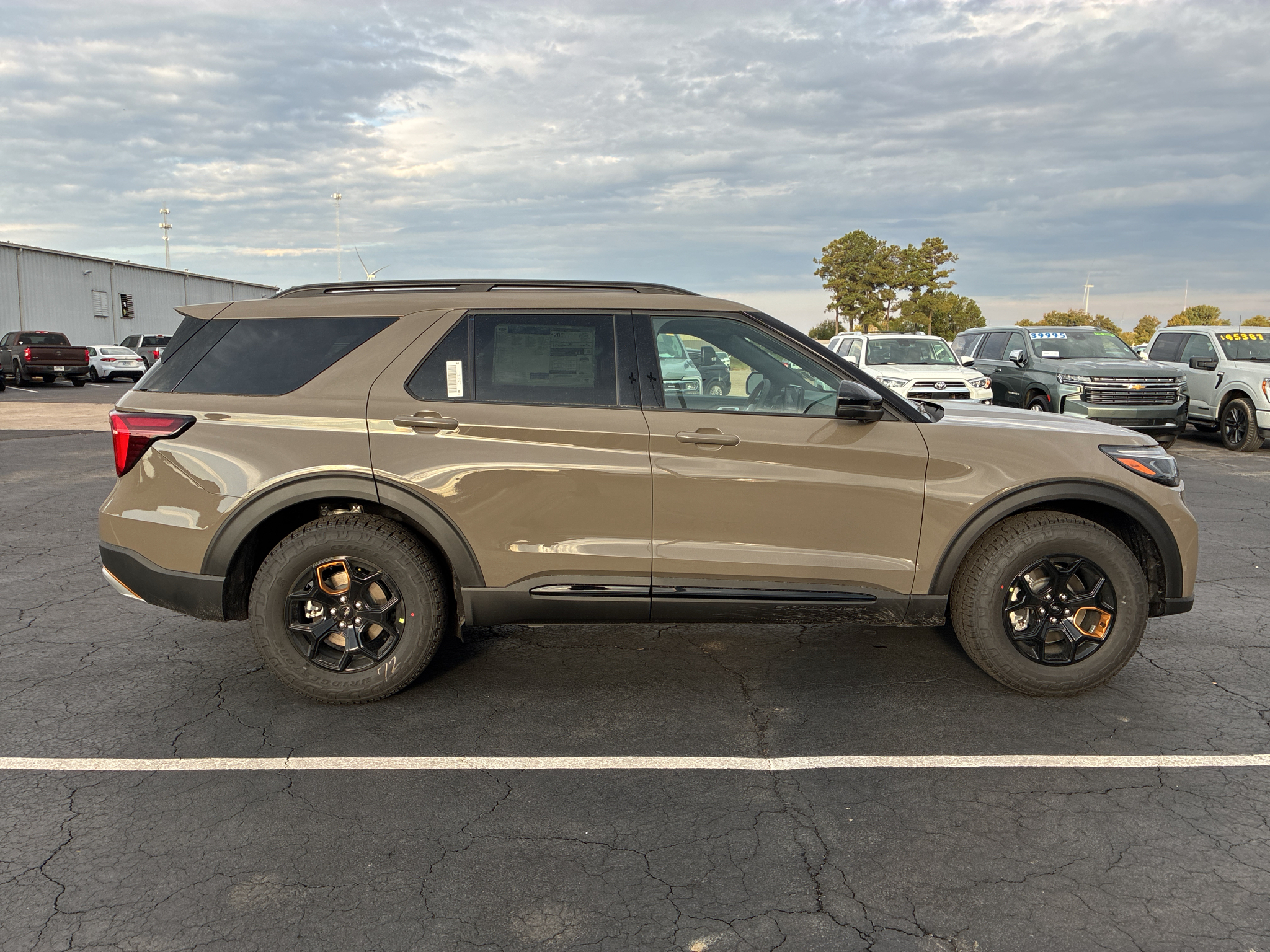 2027 Ford Explorer Tremor photo 4