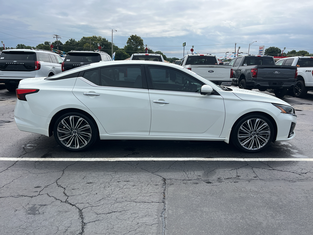 2023 Nissan Altima 2.5 SL photo 4