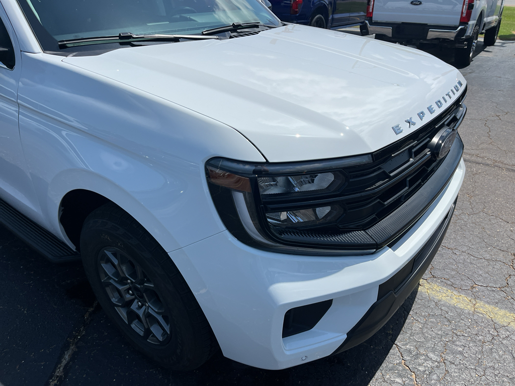 2026 Ford Expedition representative vehicle photo