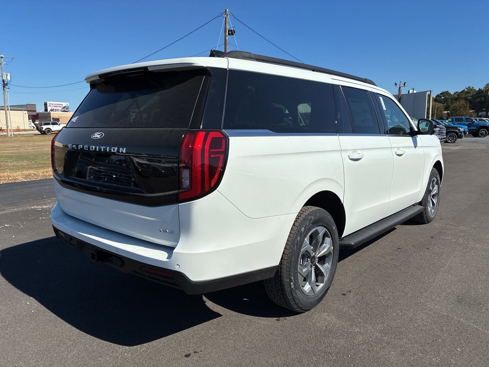 2027 Ford Expedition MAX Active photo 5