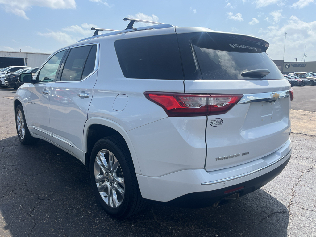 2020 Chevrolet Traverse representative vehicle photo