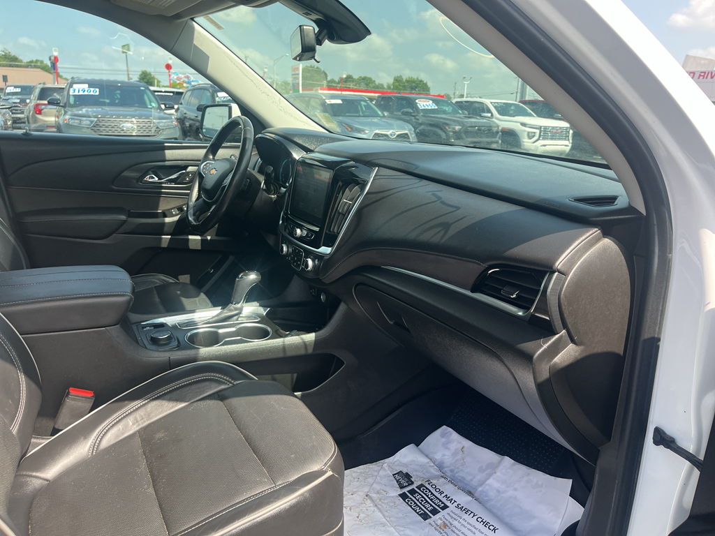 2020 Chevrolet Traverse representative vehicle photo