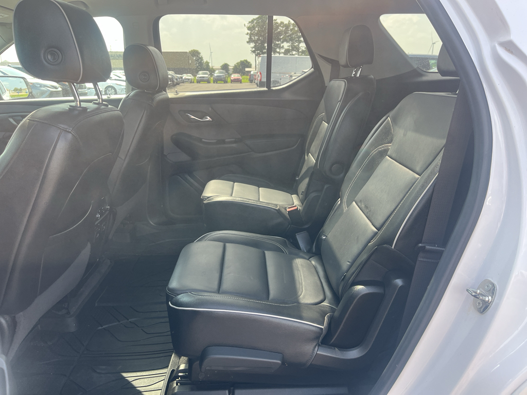 2020 Chevrolet Traverse representative vehicle photo