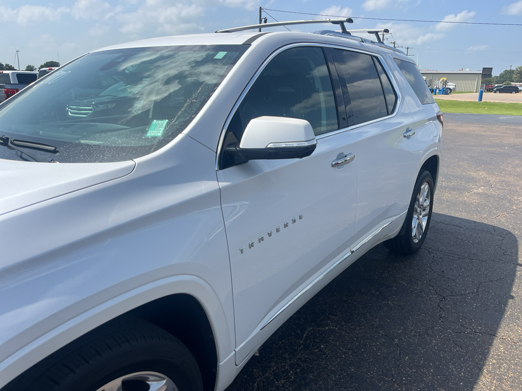 2020 Chevrolet Traverse representative vehicle photo