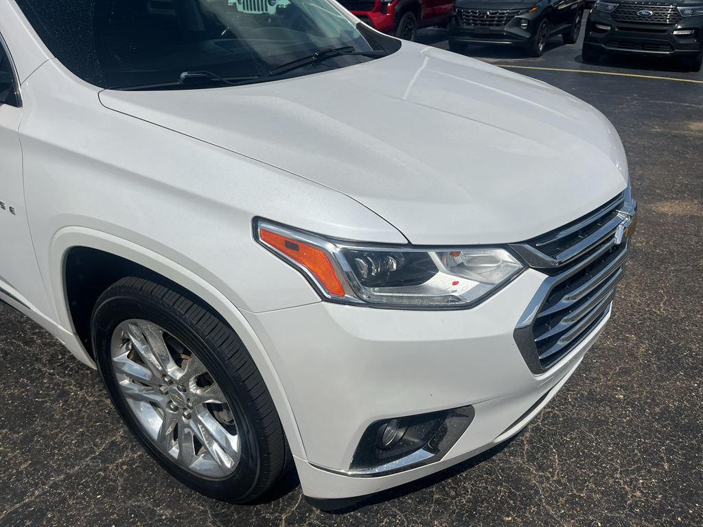 2020 Chevrolet Traverse representative vehicle photo