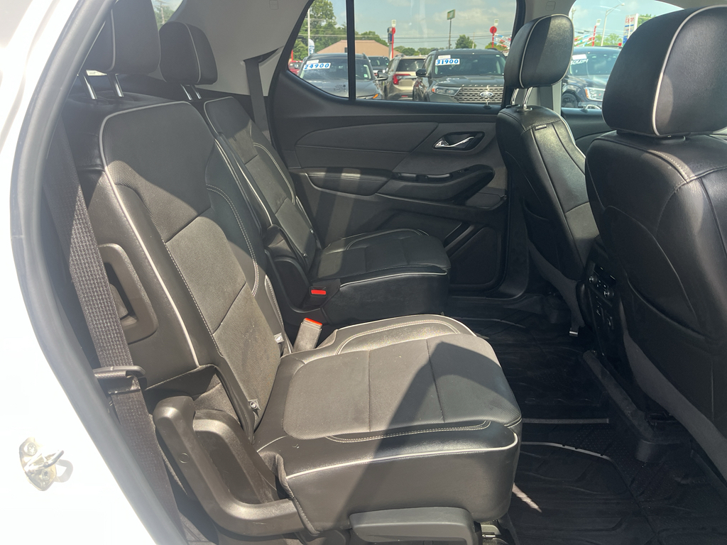 2020 Chevrolet Traverse representative vehicle photo