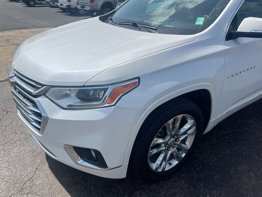 2020 Chevrolet Traverse representative vehicle photo