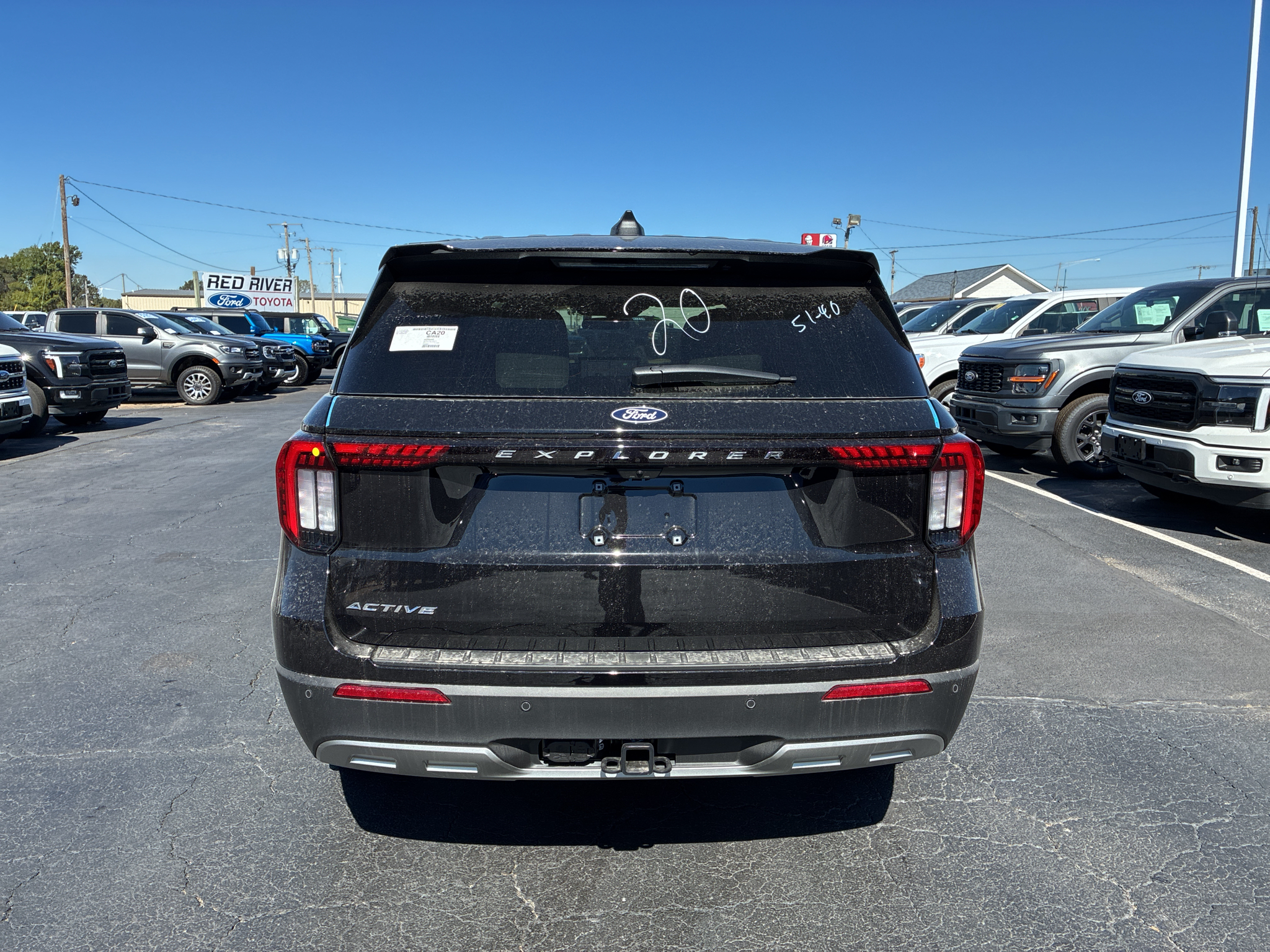 2027 Ford Explorer Active w/200A Pkg photo 6
