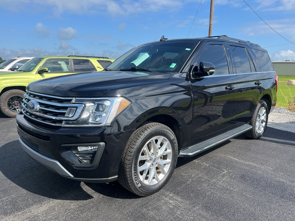 2021 Ford Expedition XLT photo 1