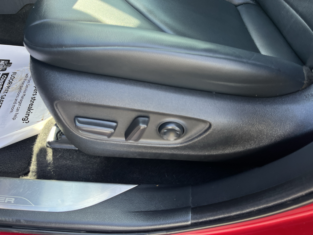 2023 Toyota Highlander representative vehicle photo
