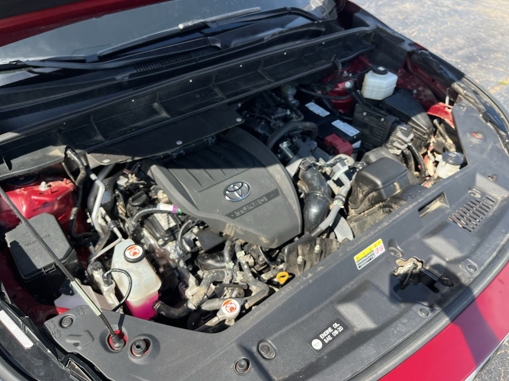 2023 Toyota Highlander representative vehicle photo