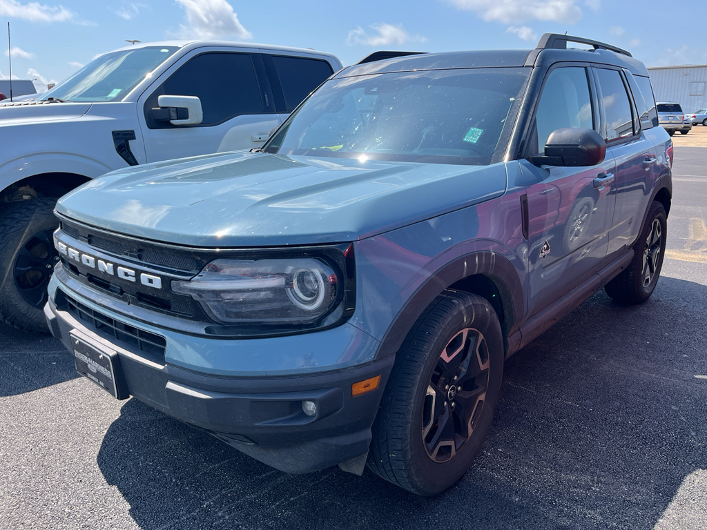 2021 Ford Bronco Sport Outer Banks photo 1
