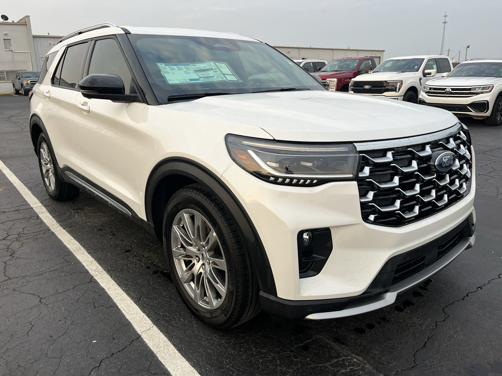 2026 Ford Explorer Platinum photo 3