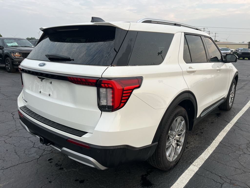 2026 Ford Explorer Platinum photo 5