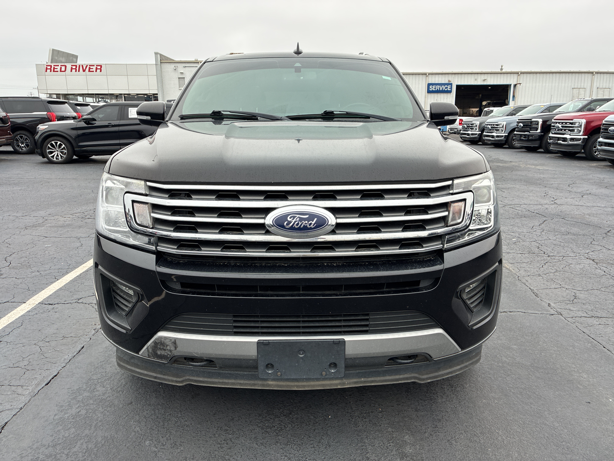 2020 Ford Expedition MAX XLT photo 2