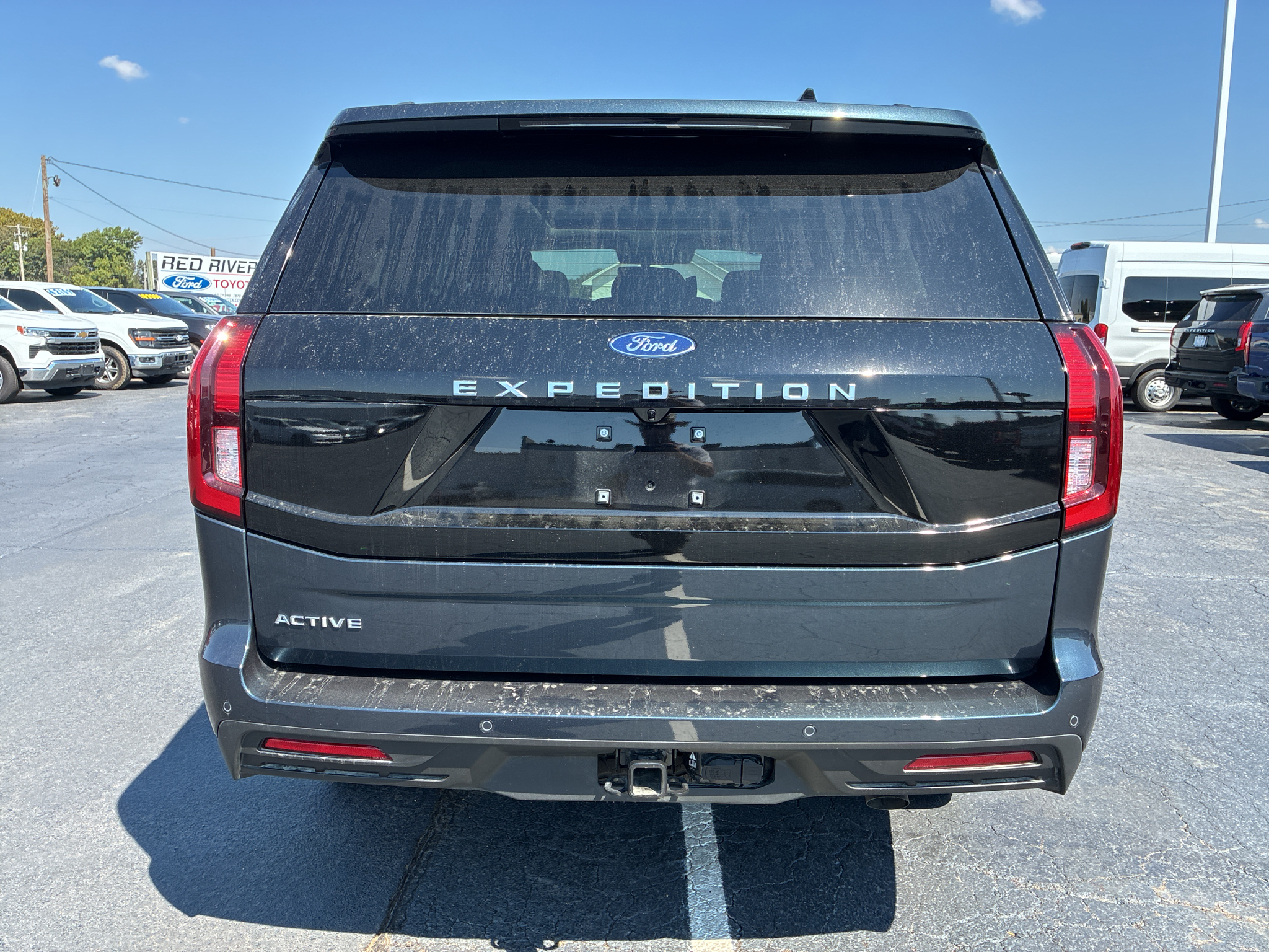 2026 Ford Expedition Active photo 6